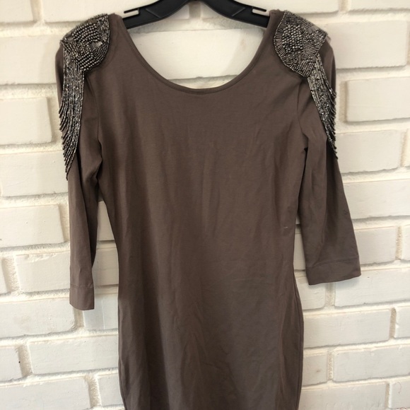 H&M Beaded Shoulder Detail Dress - Picture 3 of 4